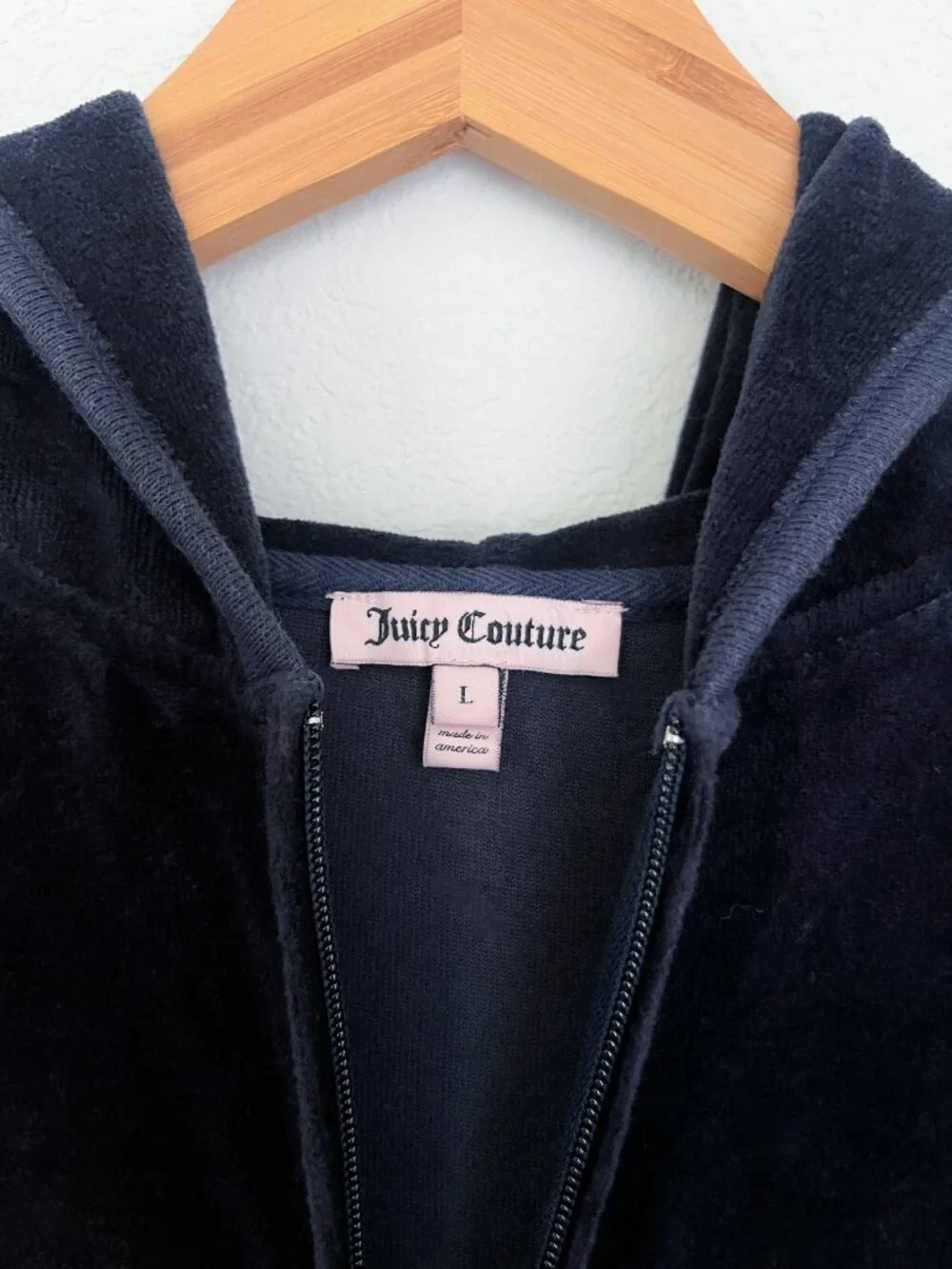 Juicy Couture Vintage “Kiss Moi” Velour Tracksuit — Size L